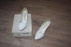 Witte schoen, Kleding | Dames, Schoenen met lage hakken, Wit, Zo goed als nieuw, Ophalen