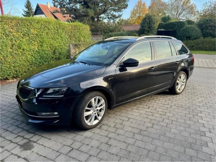 Skoda Octavia Combi in zeer goede staat, Auto's, Skoda, Particulier, Octavia, ABS, Achteruitrijcamera, Adaptive Cruise Control
