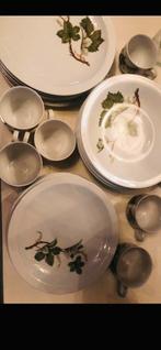 Signées Bareuther  Waldassen Bavaria feuille de vigne 24, Enlèvement ou Envoi