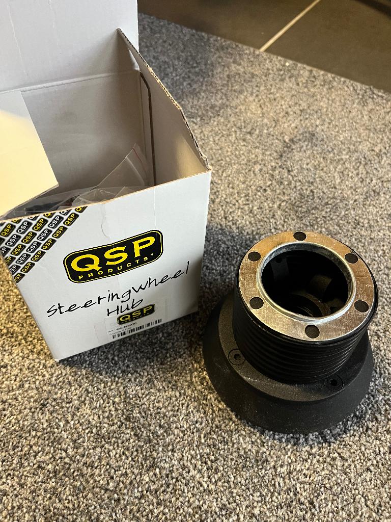 Qsp steering wheel hub GT86, Autos : Pièces & Accessoires, Enlèvement, Toyota