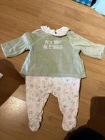 Lot pyjamas et bodys 1 mois, Enfants & Bébés, Vêtements de bébé | Taille 50, Utilisé