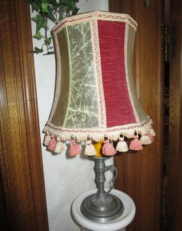 antieke lamp in Tin, Enlèvement