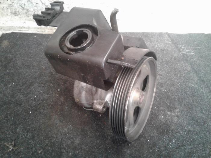 Pompe direction assistée d'un Peugeot 206, Autos : Pièces & Accessoires, Commande, Peugeot, Utilisé, 3 mois de garantie, Enlèvement ou Envoi