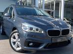 BMW 2 Serie 218 2.0L DA / 7 Places / Xenon / Gps / Camera /, Auto's, BMW, 4 deurs, Stof, 4 cilinders, 2 Reeks