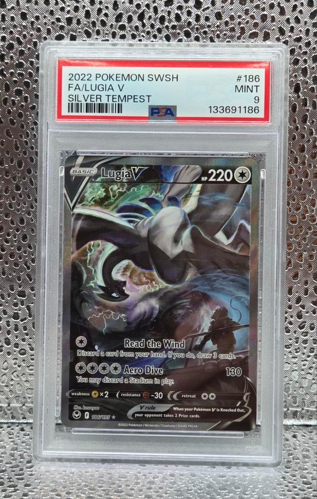Pokémon - Lugia V 186/195 - PSA 9, Hobby en Vrije tijd, Verzamelkaartspellen | Pokémon, Nieuw, Losse kaart, Foil, Ophalen of Verzenden