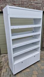 Stevige verrijdbare houten Vitrine kast met Lades te koop!, Gebruikt, 150 tot 200 cm, Met lade(s), 150 tot 200 cm