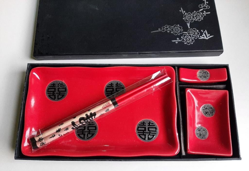 2x Chinese geschenkdoos: sushi set en thee mok, Huis en Inrichting, Ophalen, Keramiek, Overige typen, Nieuw