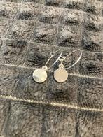 Bijou fantaisie  Boucles d'oreilles argenté  avec breloque, Enlèvement ou Envoi, Neuf