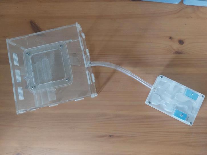 Fourmilière + air de chasse a vendre, Dieren en Toebehoren, Reptielen en Amfibieën | Toebehoren, Zo goed als nieuw, Overige typen