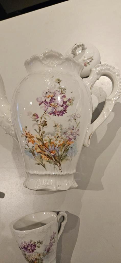 Oud porseleinen servies, Antiquités & Art, Antiquités | Porcelaine, Enlèvement