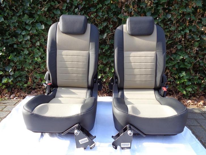 LAND ROVER Defender - Édition limitée ROUGH - Sièges arrière, Autos : Pièces & Accessoires, Habitacle & Garnissage, Land Rover