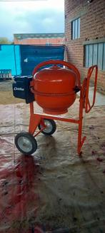 Professionele betonmolen lescha, Doe-het-zelf en Bouw, Ophalen, Zo goed als nieuw