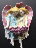 vintage  wijwatervat met 2 engelen in biscuit +- 1940, Antiek en Kunst, Antiek | Religieuze voorwerpen, Ophalen of Verzenden
