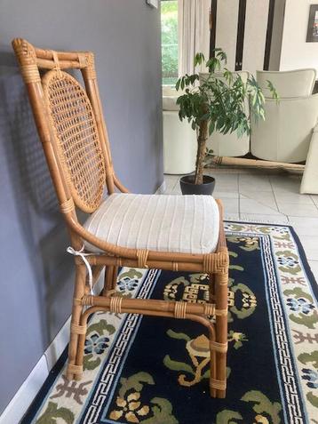 Klassieke bamboe stoelen (6 stuks) beschikbaar voor biedingen