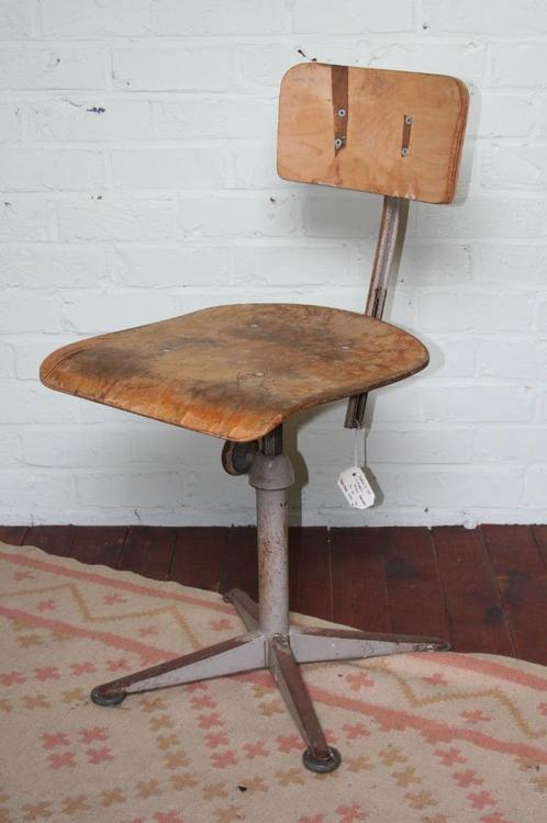 Vintage Industriële tekenstoel Ahrend De Cirkel, Antiek en Kunst, Antiek | Meubels | Stoelen en Sofa's, Ophalen