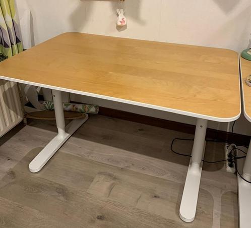 IKEA Bekant burea 120x80 eikenfineer in hoogte verstelbaar, Huis en Inrichting, Bureaus, Gebruikt, Bureau, In hoogte verstelbaar