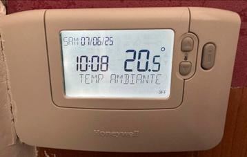2 vannes radiateur / Thermostat Honeywell beschikbaar voor biedingen
