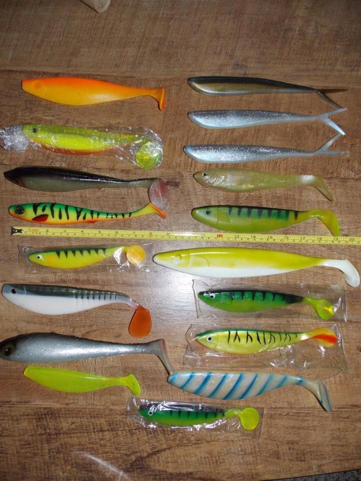Set 2 Grote Shads, Watersport en Boten, Hengelsport | Roofvissen, Nieuw, Complete set, Ophalen of Verzenden