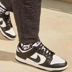 Nike retro dunk S 43, Ophalen of Verzenden, Nieuw