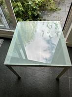 Modern design glas side table (55x55cm), Tuin en Terras, Tuintafels, Zo goed als nieuw, Ophalen, Vierkant