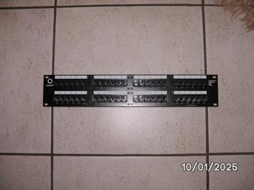 PANNEAU JACK UTP CAT5, Télécoms, Enlèvement, Utilisé, Accessoires