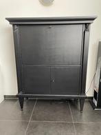 Unieke drankenkast, Enlèvement