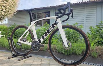 Trek Madone S6 Ultegra Disc + Carbon Wheels beschikbaar voor biedingen