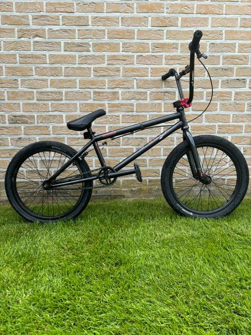 We The People Versus BMX Bike-Trans Gray 20.75"TT, Vélos & Vélomoteurs, Vélos | BMX & Freestyle, Comme neuf, 20 à 24 pouces, Chrome