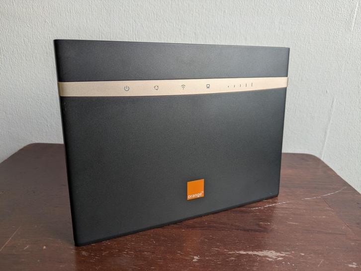 Modem Huawei (Flybox Orange), Computers en Software, Routers en Modems, Zo goed als nieuw, Router met modem, Ophalen