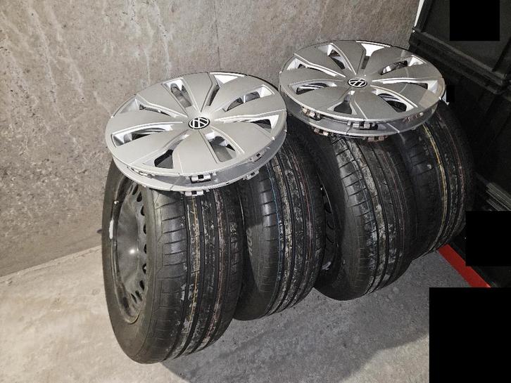 VW ID Buzz 18" stalen velgen + Hankook zomerbanden + doppen, Auto-onderdelen, Banden en Velgen, Band(en), Zomerbanden, 18 inch