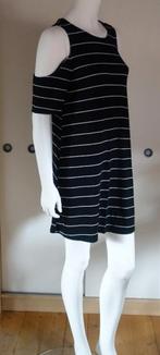 Pull&Bear kleedje "M", Kleding | Dames, Jurken, Maat 38/40 (M), Zwart, Ophalen of Verzenden, Zo goed als nieuw