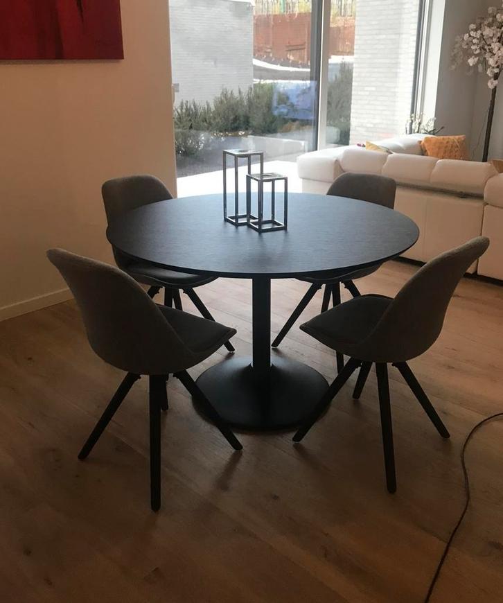 Table ronde noire + 5 chaises – très bon état, Maison & Meubles, Tables | Tables à manger, Utilisé, Enlèvement