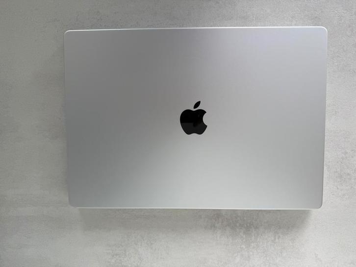 MacBook Pro 16 inch (M1 Pro, 16 GB RAM, 512 GB SSD, QWERTY), Computers en Software, Apple Macbooks, Zo goed als nieuw, MacBook Pro