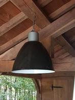 Mooie grote emaille hanglampen 2 stuks beschikbaar, Ophalen, Zo goed als nieuw