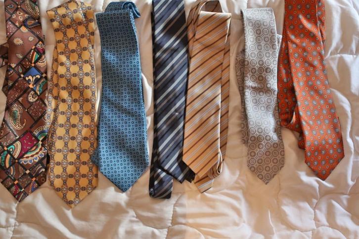 Cravates élégantes – 9 cm – Plusieurs modèles, Kleding | Heren, Stropdassen, Zo goed als nieuw, Ophalen of Verzenden