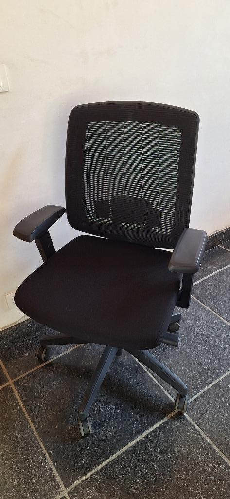 Ergonomische bureaustoel, Huis en Inrichting, Bureaustoelen, Zo goed als nieuw, Bureaustoel, Zwart, Ergonomisch, Ophalen