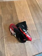Voetbalschoenen predator, Sport en Fitness, Voetbal, Ophalen, Zo goed als nieuw, Schoenen