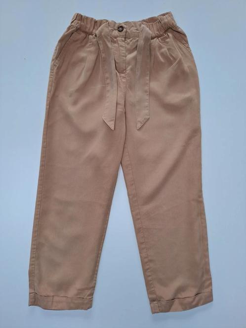 Mt 134 Dunne lichtbruine broek, Kinderen en Baby's, Kinderkleding | Maat 134, Zo goed als nieuw, Meisje, Broek, Ophalen of Verzenden