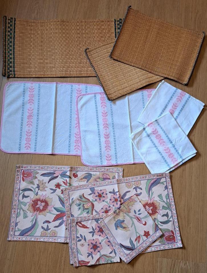 Talrijke placemats - ideaal cadeau, Huis en Inrichting, Keuken | Textiel, Nieuw, Placemat, Overige kleuren, Ophalen of Verzenden