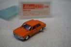 BMW 2800 Schuco 1:66 830 in oranje', Hobby en Vrije tijd, Ophalen of Verzenden, Gebruikt, Auto, Schuco