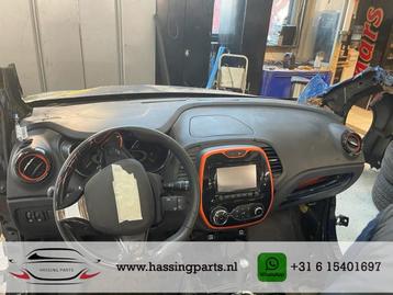 Renault Captur I dashboard compleet beschikbaar voor biedingen