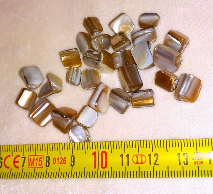 lot kralen 30 bruine parelmoer blokjes, Hobby en Vrije tijd, Kralen en Sieraden maken, Nieuw, Kraal, Verzenden