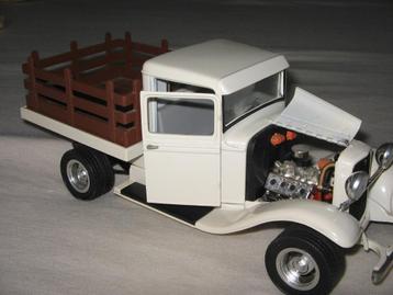 pick-up modellen op 1/18 zonder doos beschikbaar voor biedingen