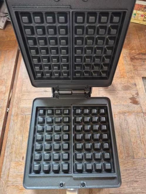 Wafelijzer Domo DO 9047 W Nieuw, Elektronische apparatuur, Wafelijzers, Ophalen of Verzenden