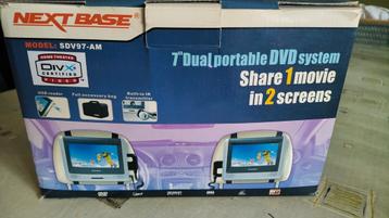 Dvd speler en 2 schermen 7 inch voor in de auto beschikbaar voor biedingen