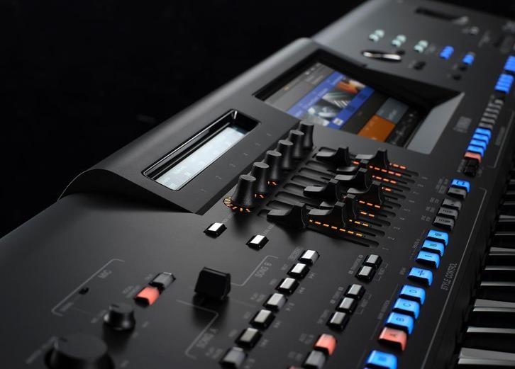 Yamaha Genos2 met satellietbehuizing Verkopen of ruilen, Muziek en Instrumenten, Keyboards, Zo goed als nieuw, 76 toetsen, Yamaha