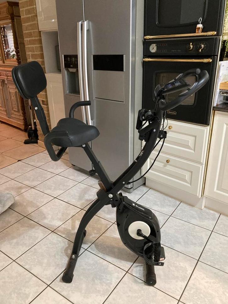 Blumill x bike homtrainer, Autos : Pièces & Accessoires, Systèmes d'échappement, Enlèvement