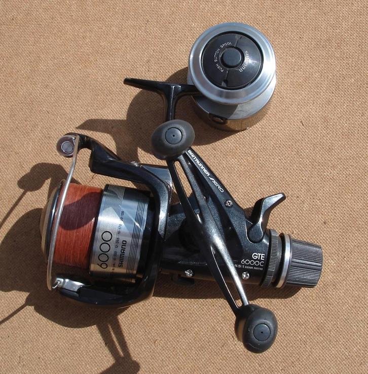 moulinet SHIMANO baitrunner 6000 C ( sans bobine en plus ), Sports nautiques & Bateaux, Pêche à la ligne | Général, Comme neuf