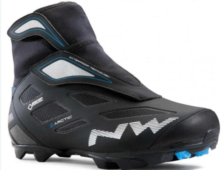 Winter fietsschoenen, Sport en Fitness, Wielrennen, Zo goed als nieuw, Schoenen, Ophalen