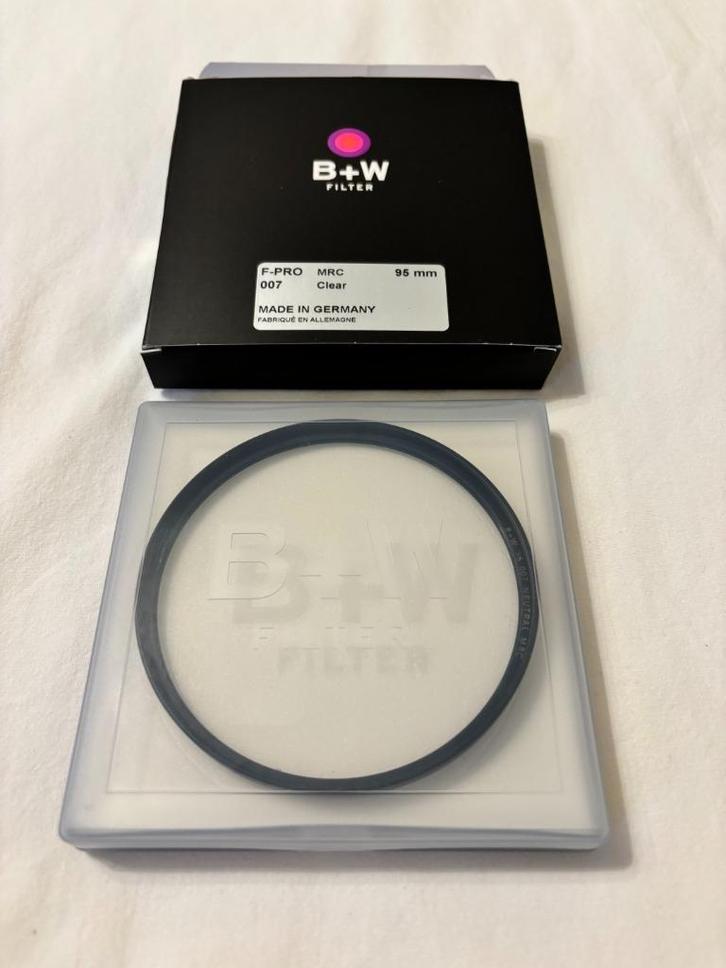 B+W clear 007 filter F-PRO 95 mm, TV, Hi-fi & Vidéo, Photo | Filtres, Comme neuf, Filtre de protection, 80 mm ou plus, B&W, Enlèvement ou Envoi